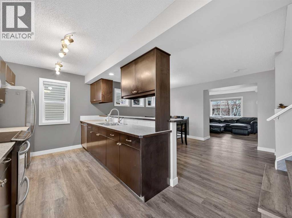 70 Bridlecrest Manor Sw, Calgary, Alberta  T2Y 4Y3 - Photo 12 - A2303682