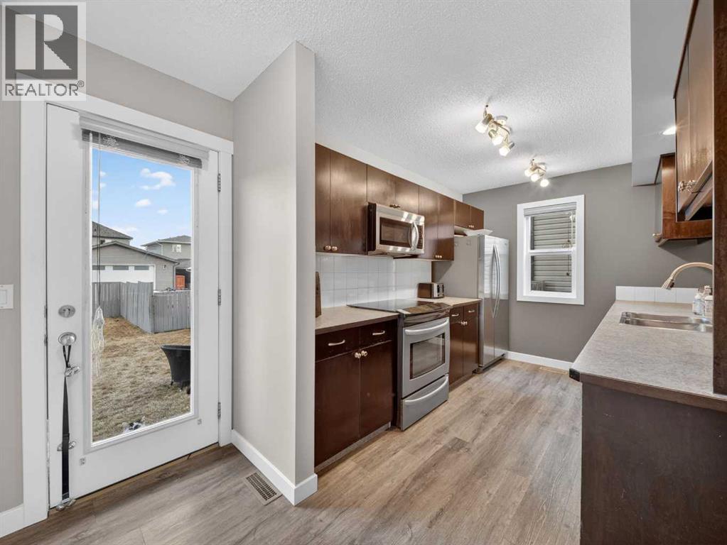 70 Bridlecrest Manor Sw, Calgary, Alberta  T2Y 4Y3 - Photo 13 - A2303682