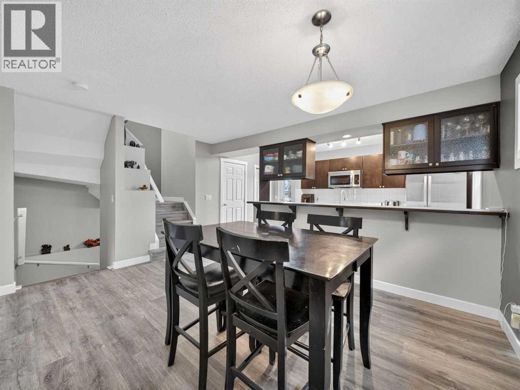 70 Bridlecrest Manor Sw, Calgary, Alberta  T2Y 4Y3 - Photo 18 - A2303682