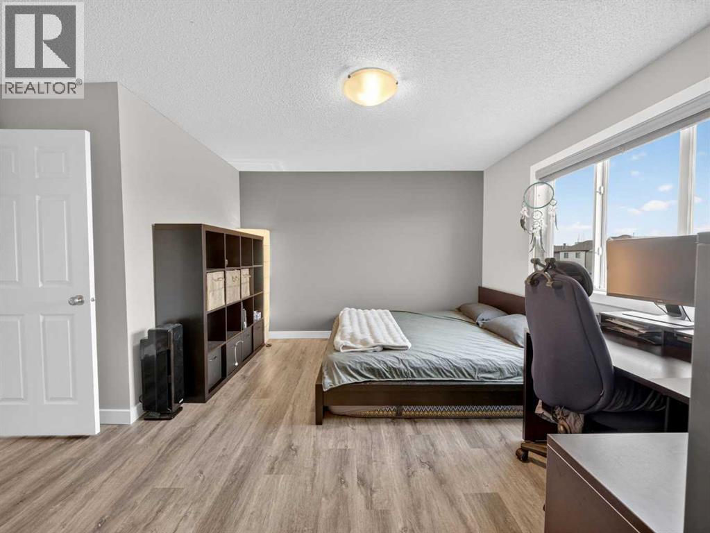 70 Bridlecrest Manor Sw, Calgary, Alberta  T2Y 4Y3 - Photo 24 - A2303682