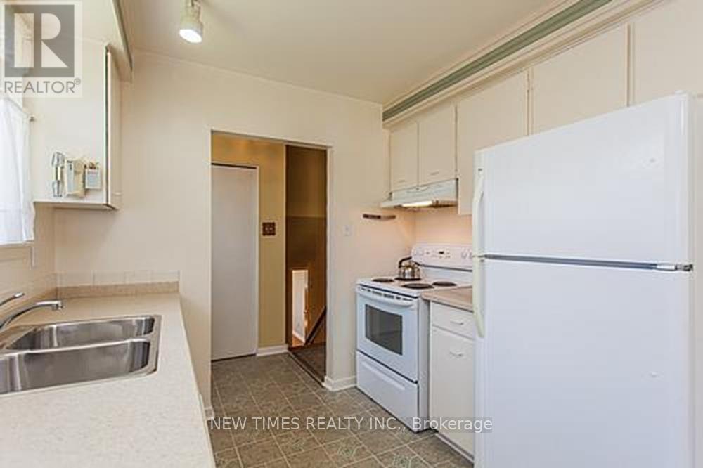 52 Lehar Crescent, Toronto, Ontario  M2H 1J5 - Photo 9 - C13046142