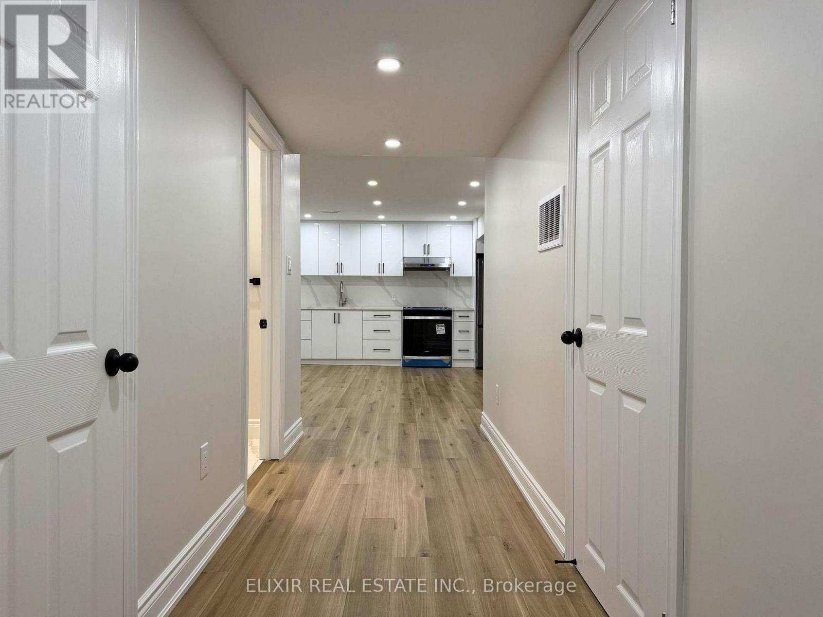 27 Belay Bend, East Gwillimbury, Ontario  L9N 0V8 - Photo 5 - N13030068