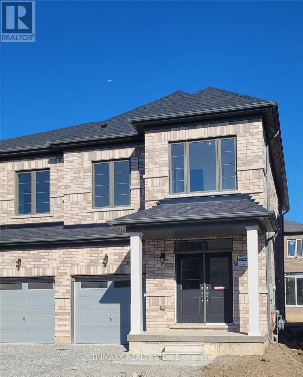 9 Truffle Court, Brampton, Ontario  L7A 5A6 - Photo 4 - W12671900