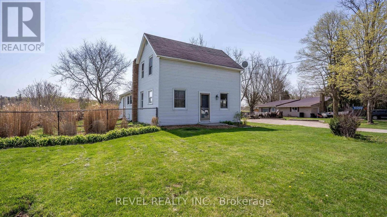 10299 Ilderton Road, Middlesex Centre, Ontario  N0M 2A0 - Photo 2 - X12803416