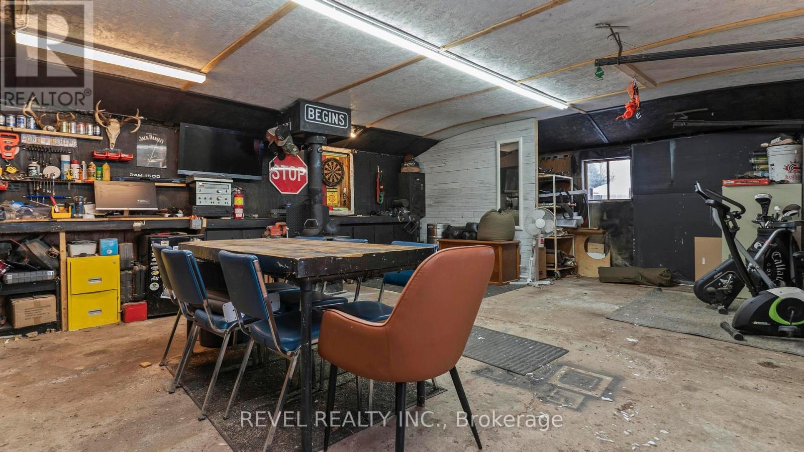 10299 Ilderton Road, Middlesex Centre, Ontario  N0M 2A0 - Photo 30 - X12803416