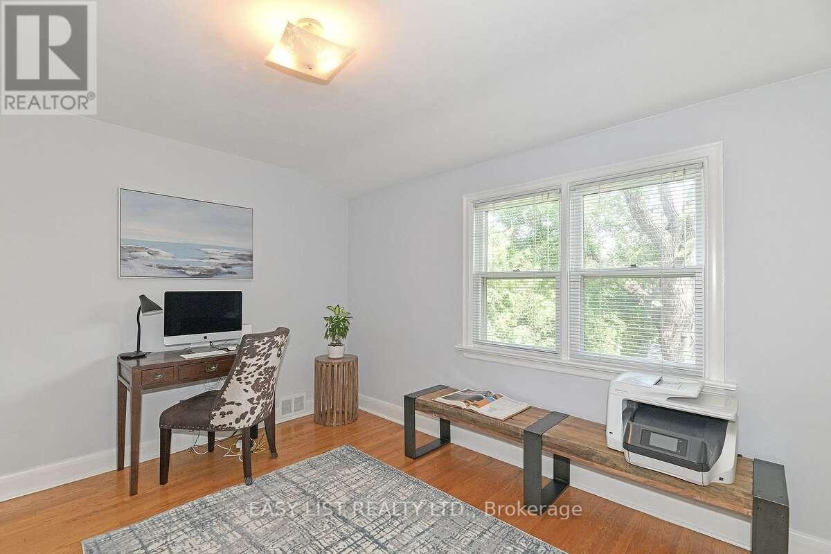 83 Eagle Road, Toronto, Ontario  M8Z 4J3 - Photo 15 - W13046136