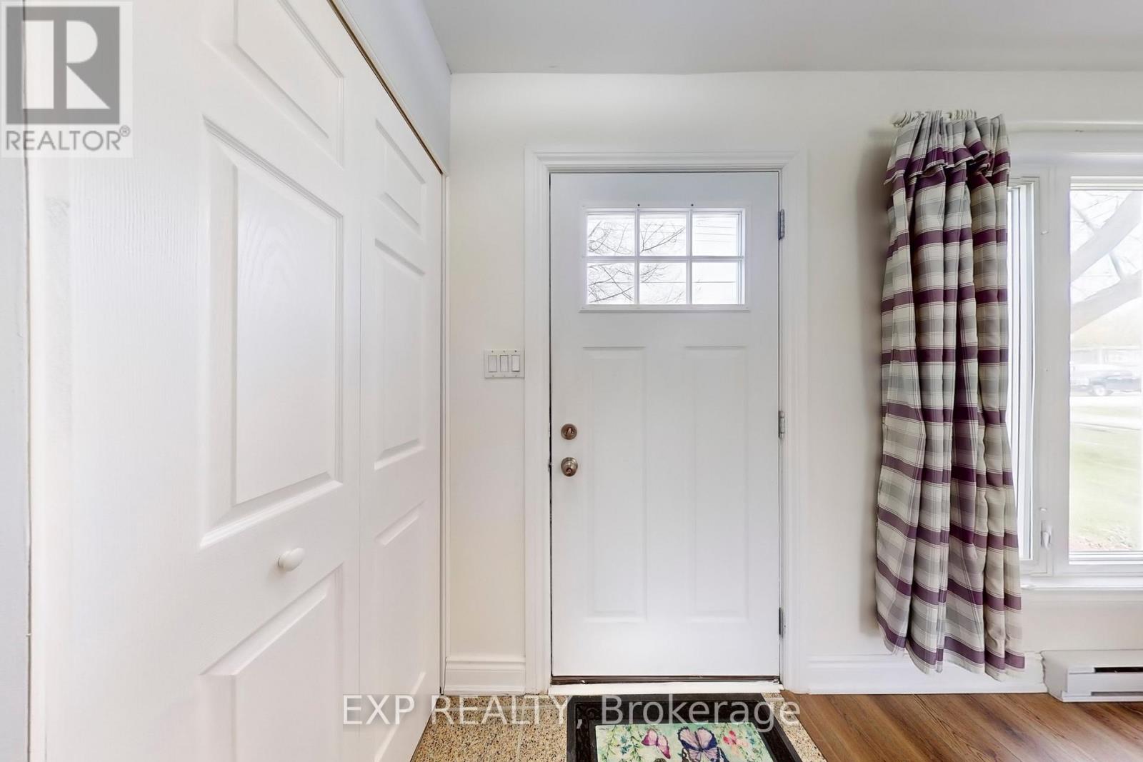 367 Adeline Drive, Georgina, Ontario  L4P 3C4 - Photo 9 - N12804392