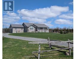 355 MITCHELLS CROSSROAD, Prince Edward County, Ontario
