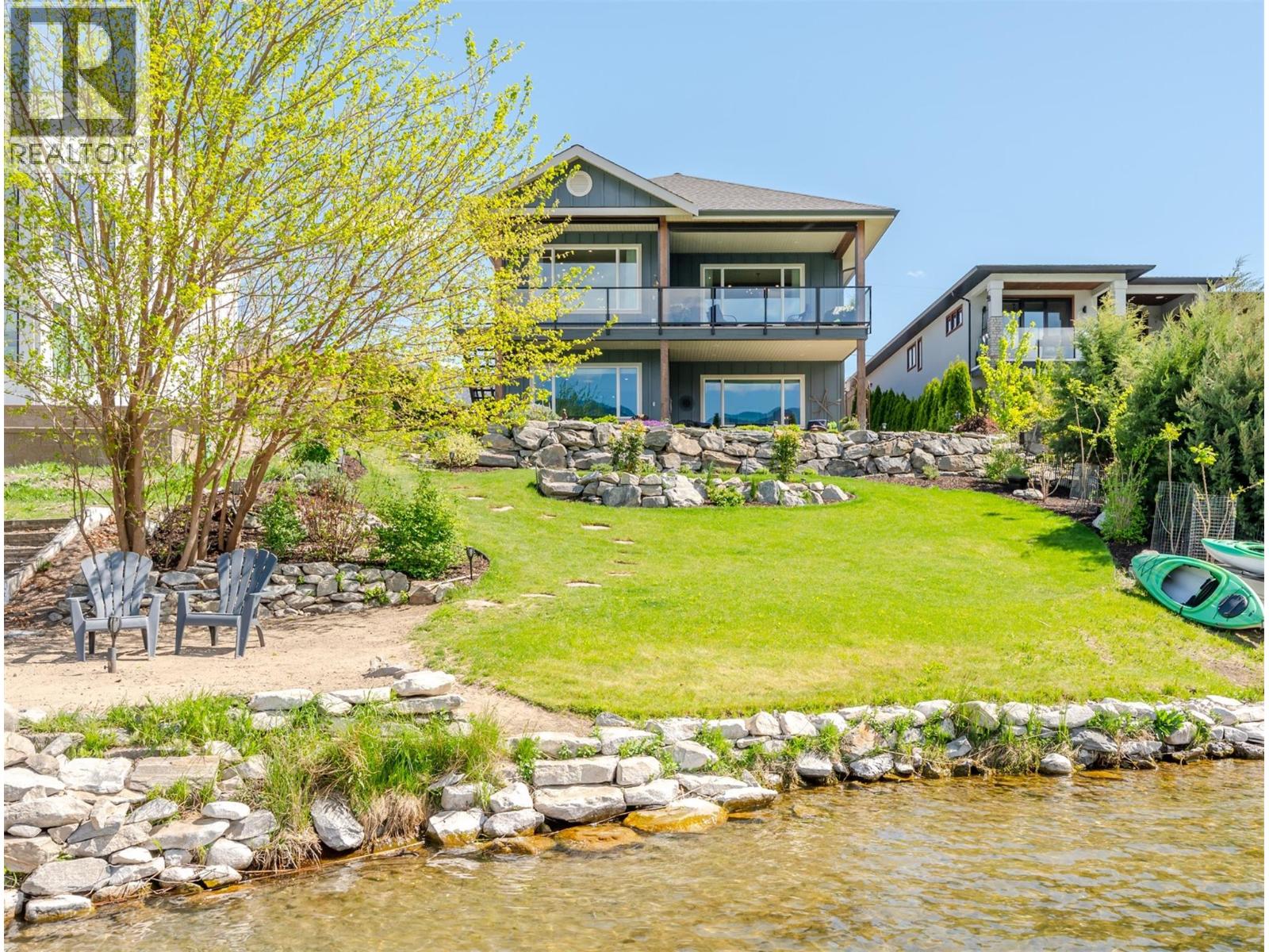 7030 Tucelnuit Drive, Oliver, British Columbia