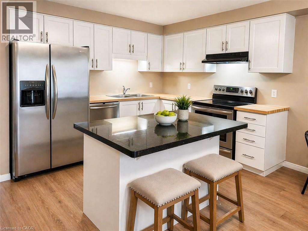 65 Meadowridge Street, Kitchener, Ontario  N2P 0E2 - Photo 4 - 40824296