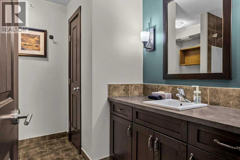 2203d, 250 2nd Avenue, Dead Man's Flats, Alberta  T1W 2W4 - Photo 23 - A2287424