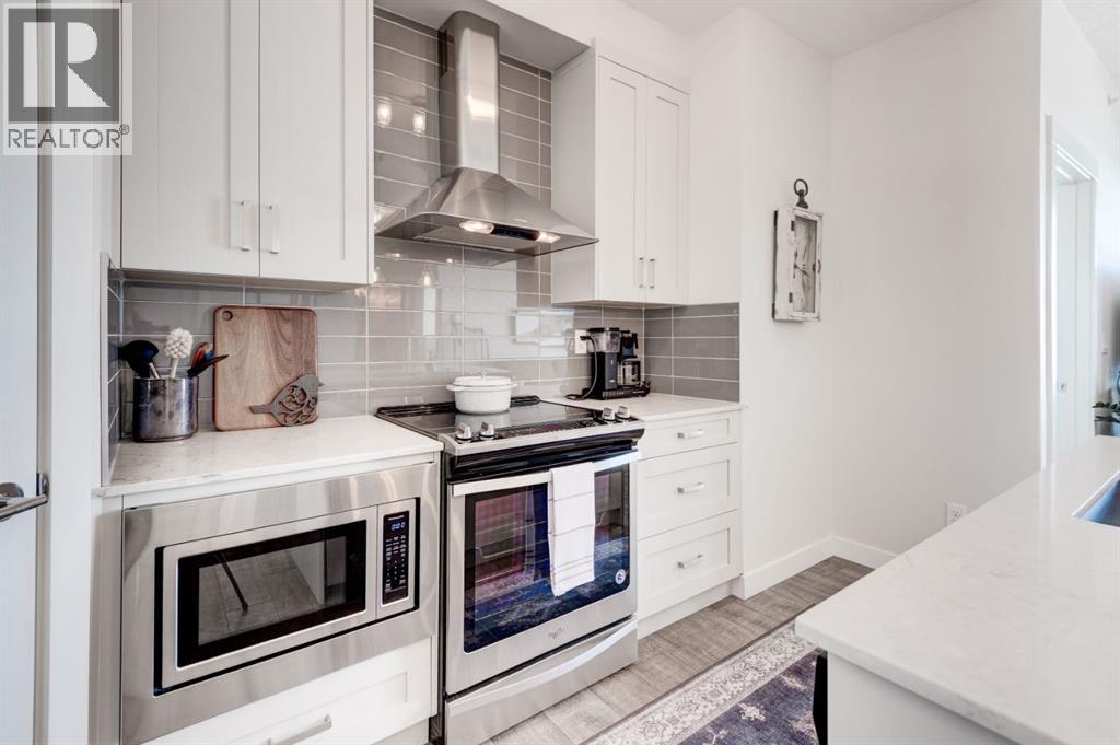 421, 10 Walgrove Walk SE, Calgary, Alberta  T2X 4E3 - Photo 6 - A2293192