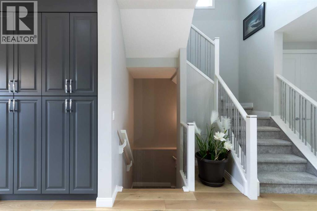 5608 37 Street SW, Calgary, Alberta  T3E 5M6 - Photo 7 - A2301141