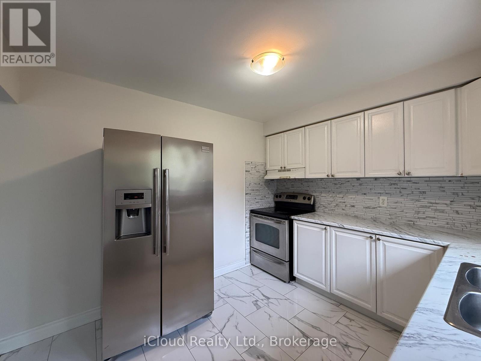 3880 Teeswater Road, Mississauga, Ontario  L4T 3L1 - Photo 13 - W13043578