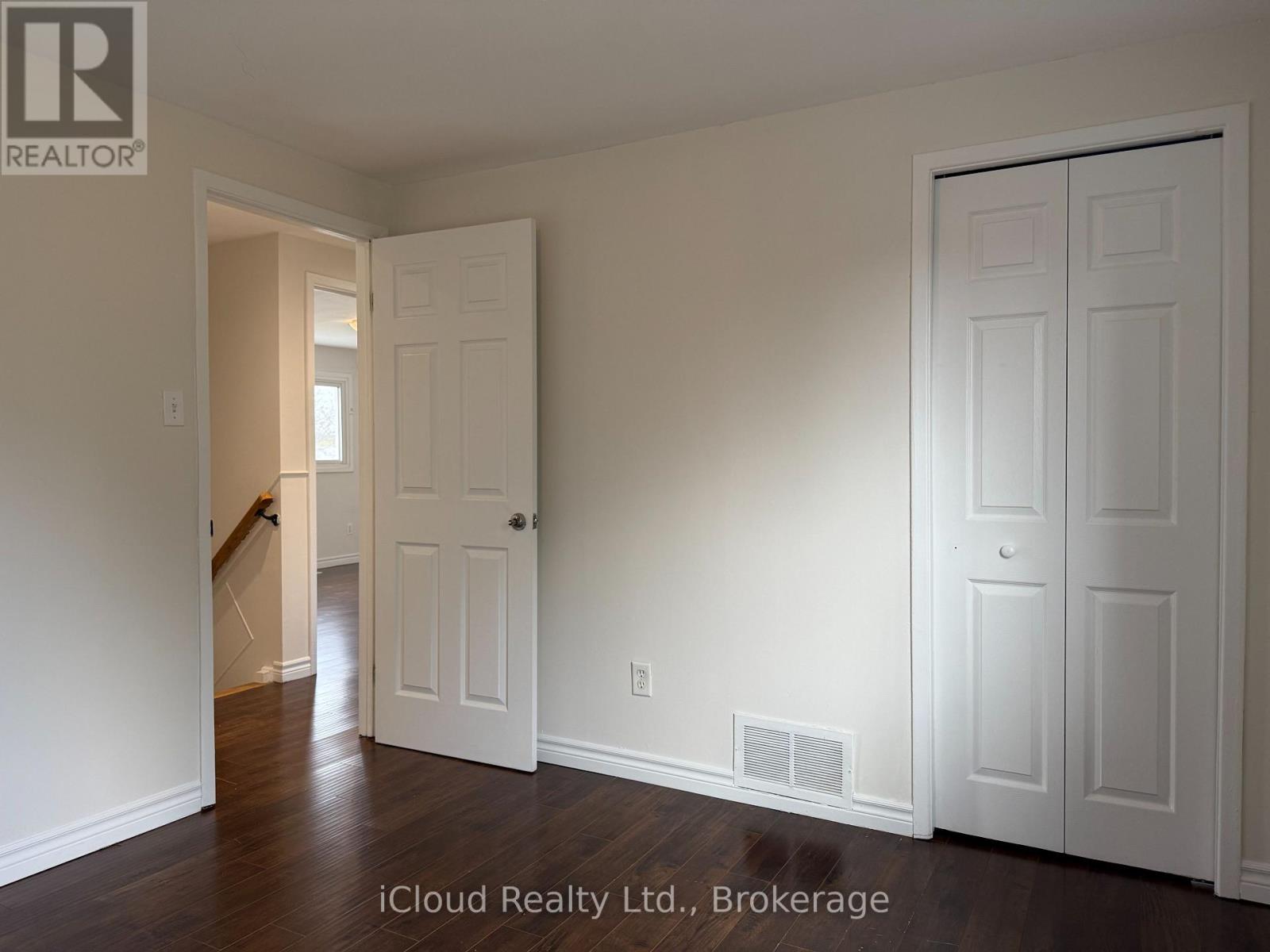 3880 Teeswater Road, Mississauga, Ontario  L4T 3L1 - Photo 17 - W13043578