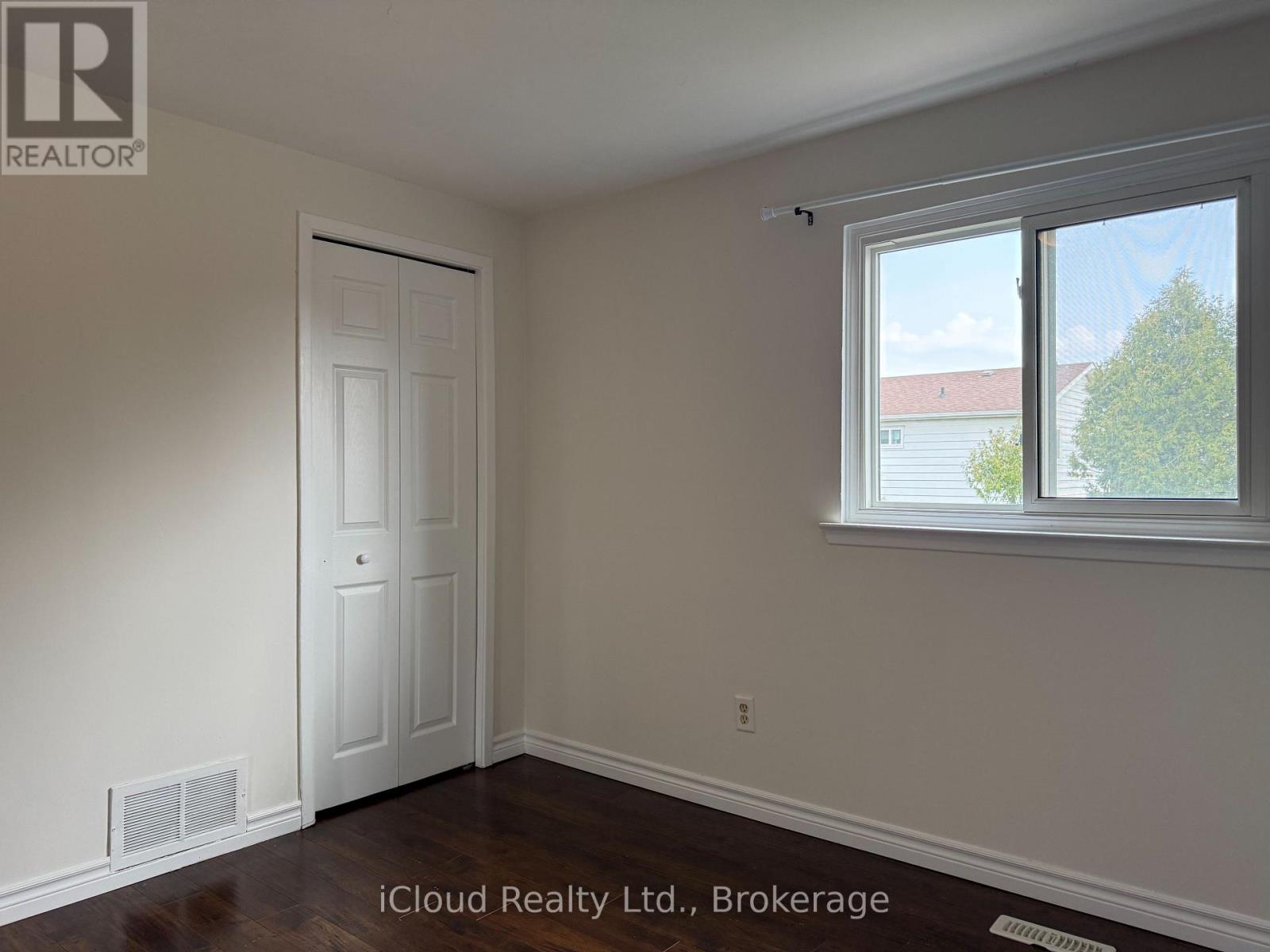 3880 Teeswater Road, Mississauga, Ontario  L4T 3L1 - Photo 27 - W13043578