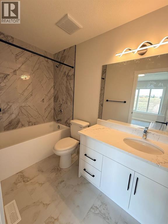 1927 Mccaskill Drive, Crossfield, Alberta  T0M 0C1 - Photo 13 - A2305127