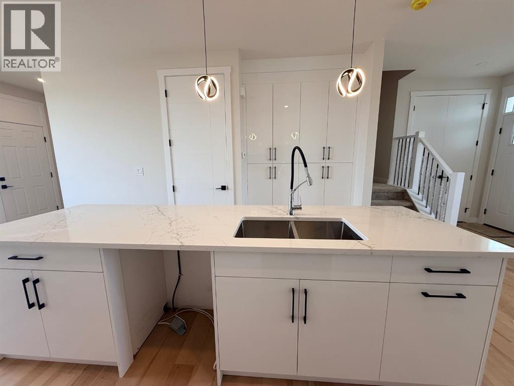 1927 Mccaskill Drive, Crossfield, Alberta  T0M 0C1 - Photo 6 - A2305127