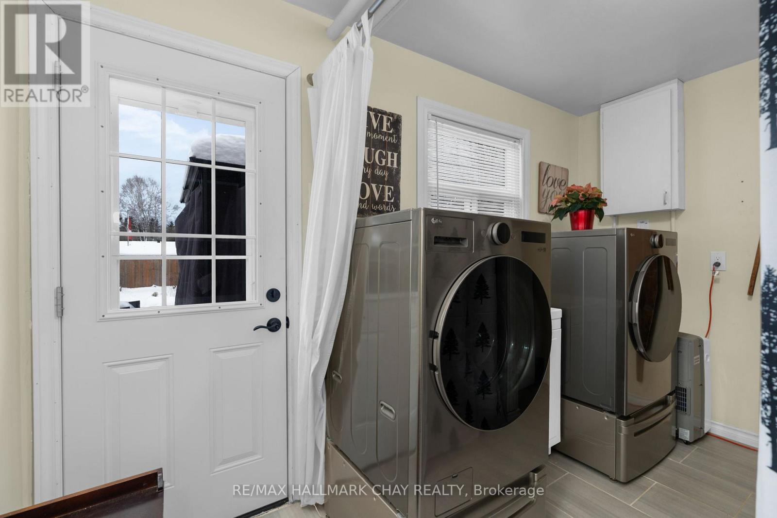 232 Superior Street, Clearview, Ontario  L0M 1S0 - Photo 21 - S12986786