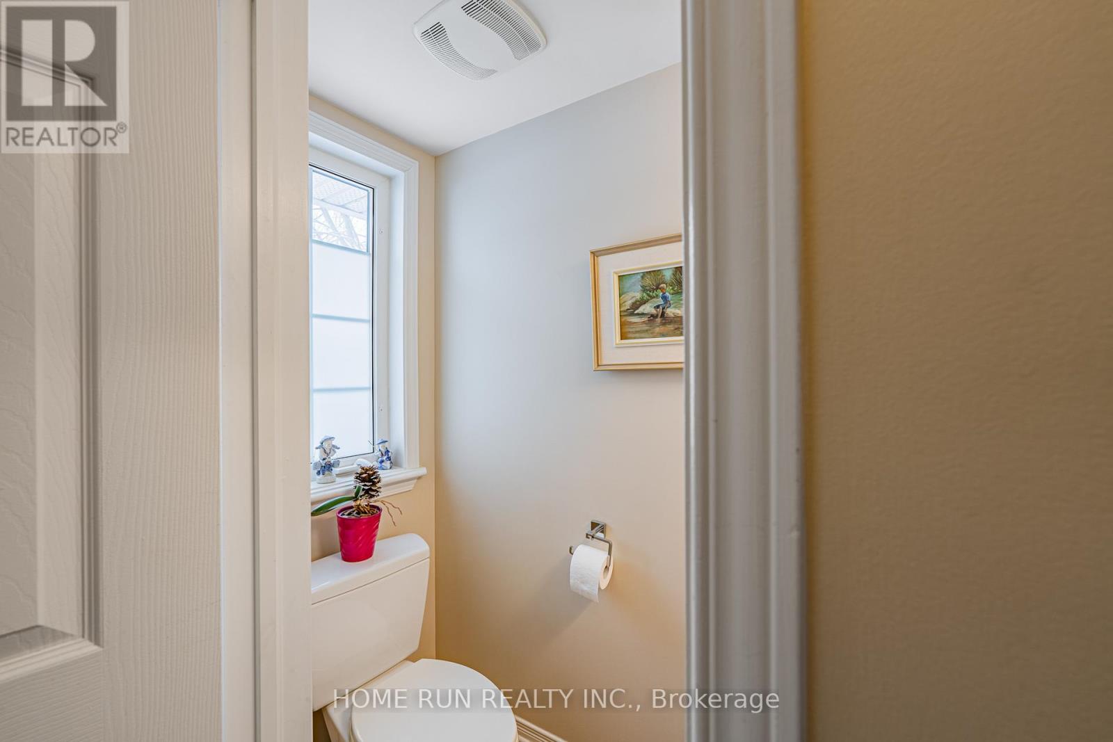 207 - 90 Edenvale Drive, Ottawa, Ontario  K2K 3N9 - Photo 4 - X12822180