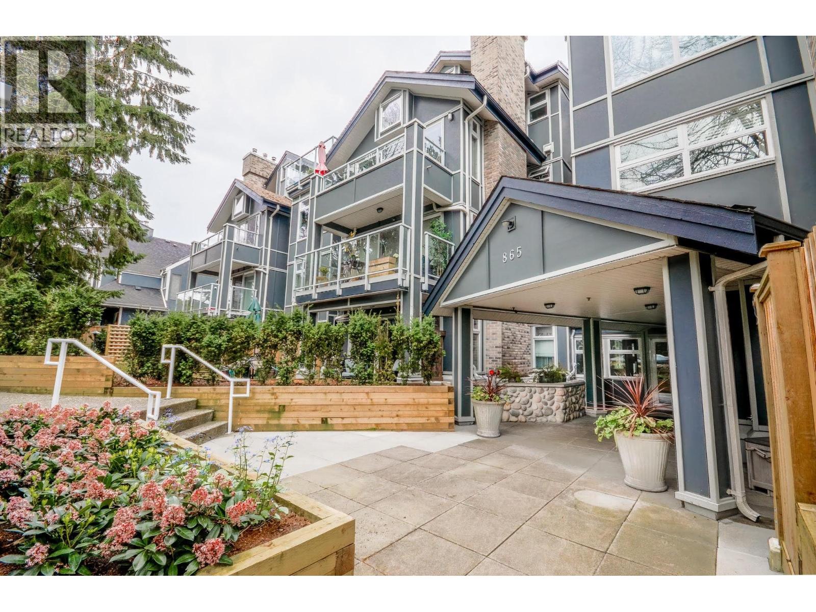 203 865 W 15th Avenue, Vancouver, British Columbia  V5Z 1R8 - Photo 2 - R3113831