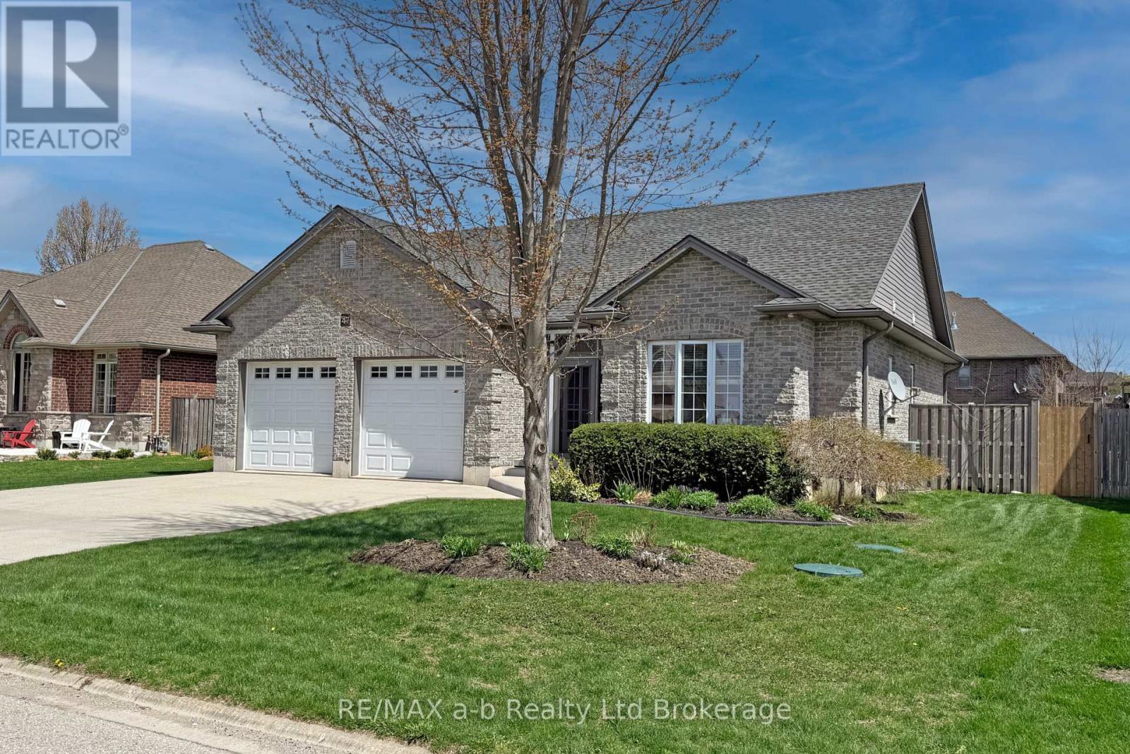 47 Graydon Drive, South-West Oxford, Ontario  N0J 1N0 - Photo 2 - X12829086