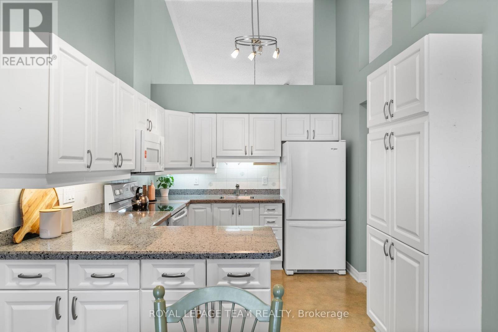 56 Coulson Court, Ottawa, Ontario  K2K 2X9 - Photo 8 - X13046158