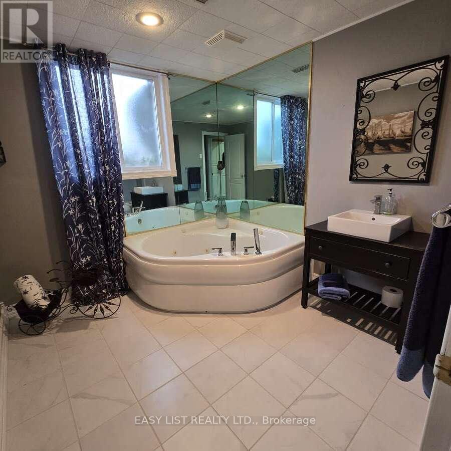 233 Elmore Drive, Halton Hills, Ontario  L7J 1T8 - Photo 23 - W13046152