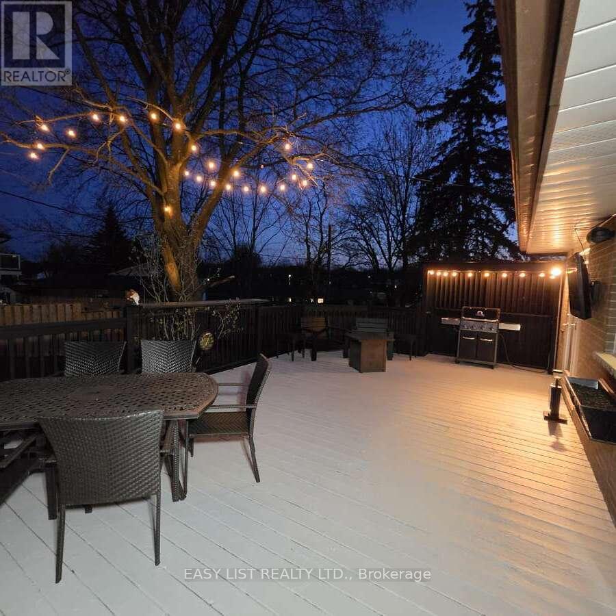 233 Elmore Drive, Halton Hills, Ontario  L7J 1T8 - Photo 31 - W13046152