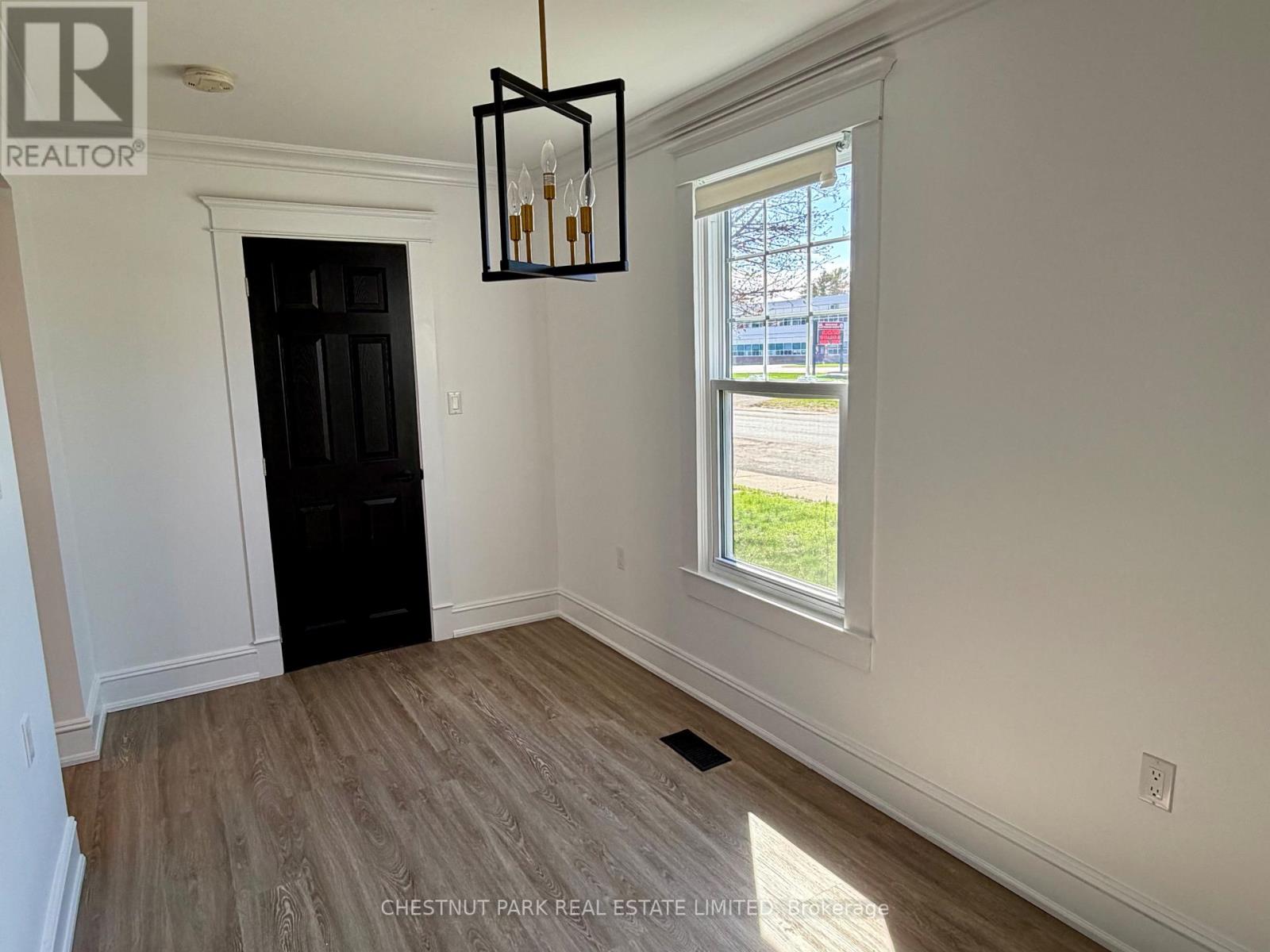 29 Johnson Street, Prince Edward County, Ontario  K0K 2T0 - Photo 14 - X13045882