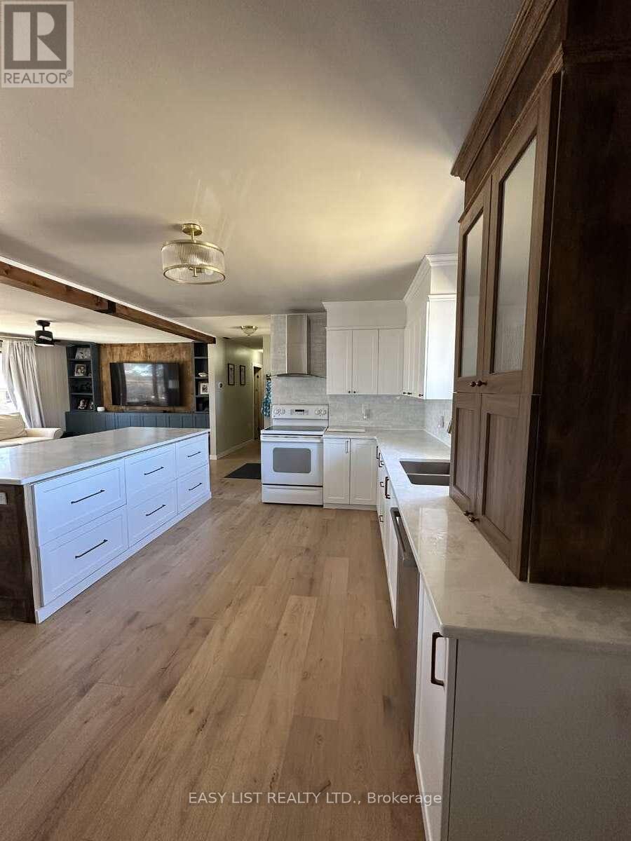 7 Fitz Avenue, South River, Ontario  P0A 1X0 - Photo 6 - X13046160