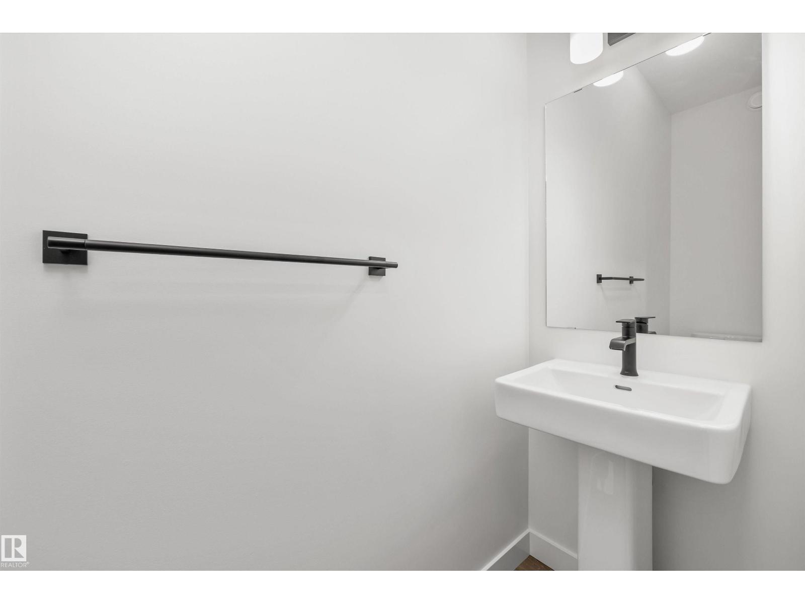 19115 20 Av Nw, Edmonton, Alberta  T6M 3E8 - Photo 6 - E4477844