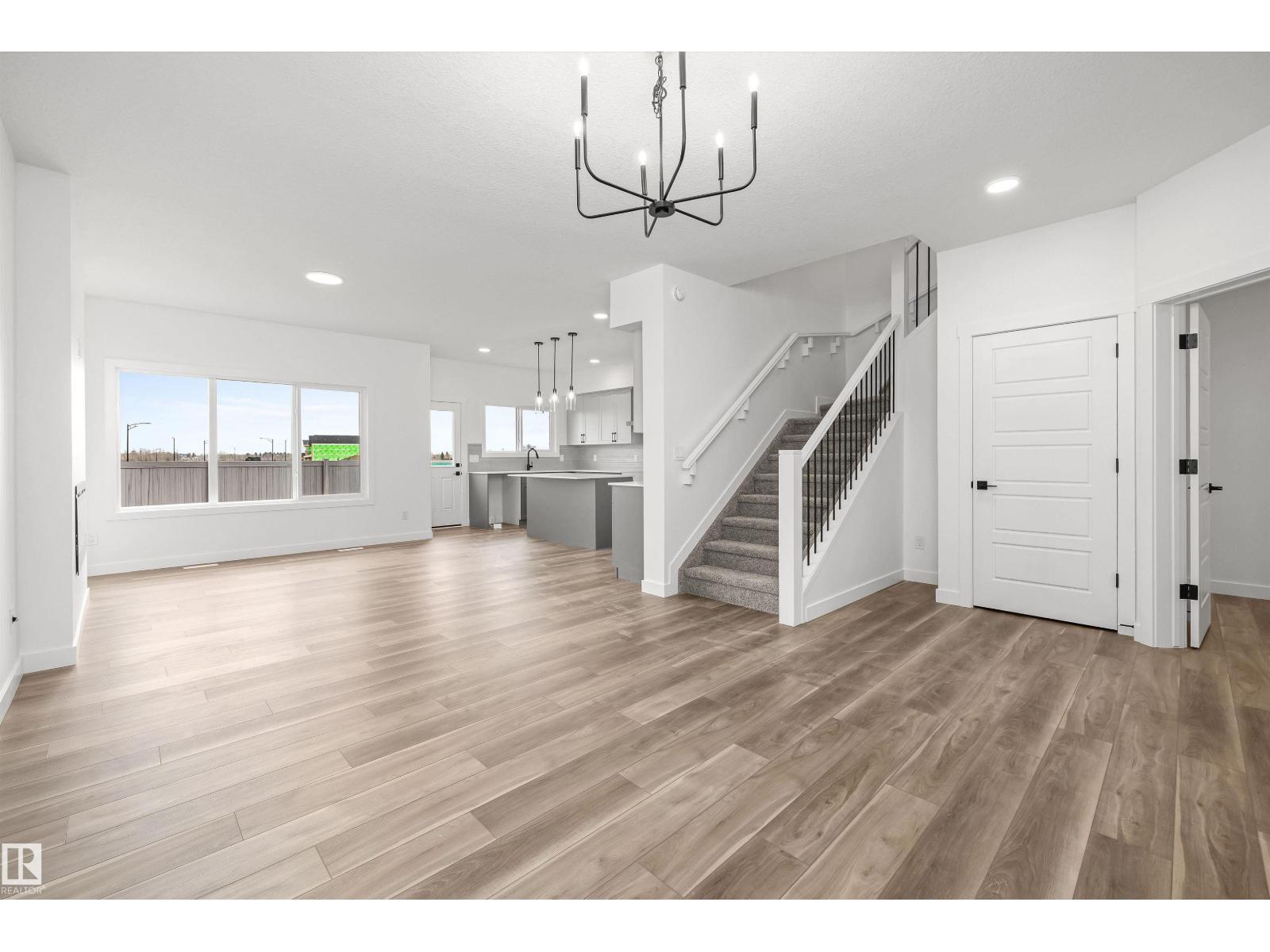 19115 20 Av Nw, Edmonton, Alberta  T6M 3E8 - Photo 7 - E4477844