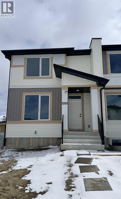 1999 McCaskill Drive, Crossfield, Alberta