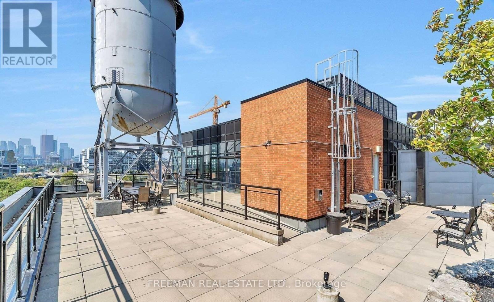 218 - 68 BROADVIEW AVENUE, Toronto, Ontario