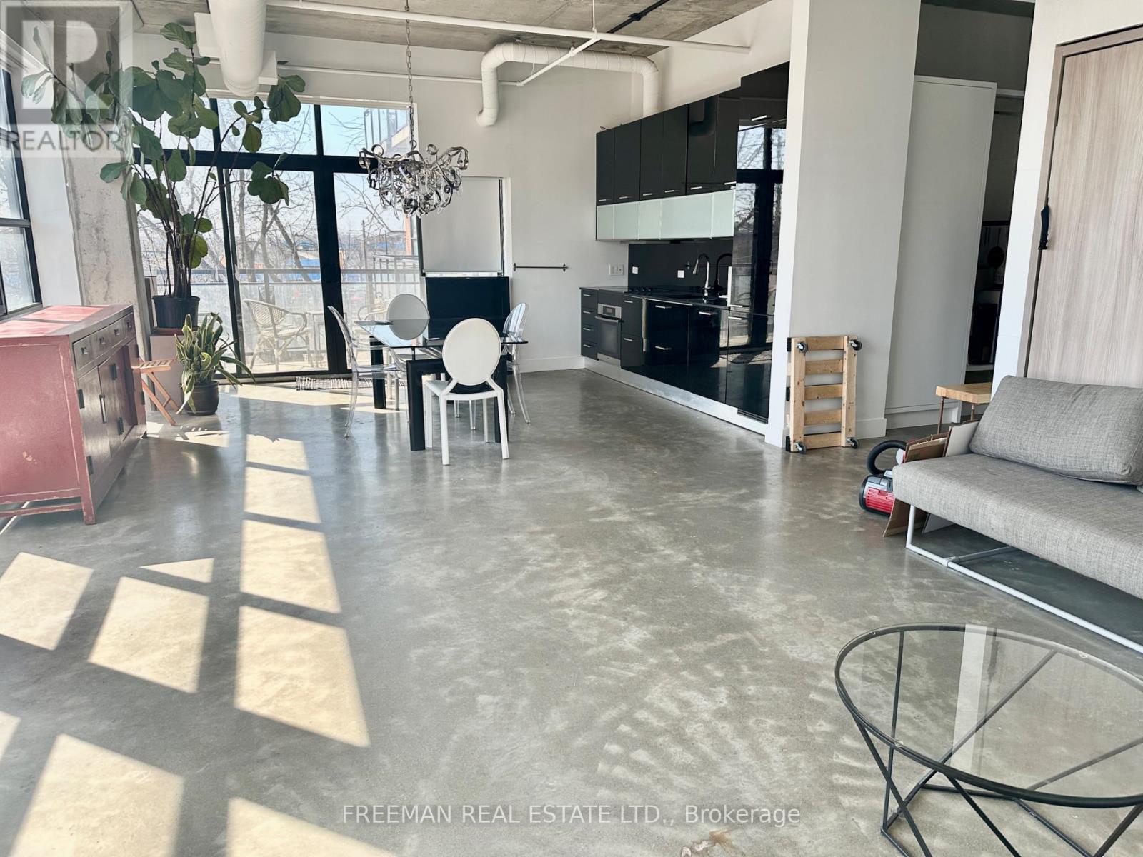 218 - 68 Broadview Avenue, Toronto, Ontario  M4M 2E6 - Photo 9 - E12964472