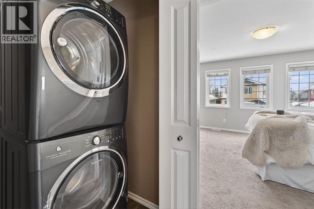 62 Mackenzie Way, Carstairs, Alberta  T0M 0N0 - Photo 30 - A2305393