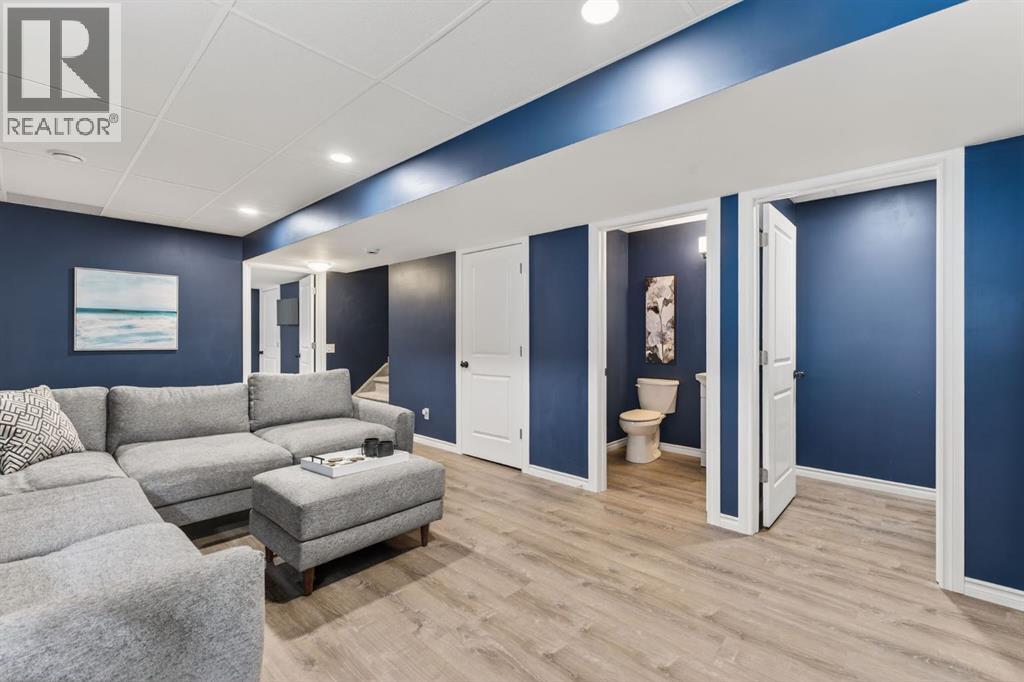 62 Mackenzie Way, Carstairs, Alberta  T0M 0N0 - Photo 37 - A2305393