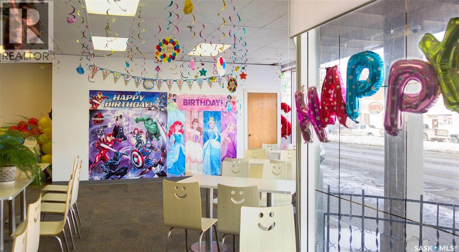 108 Main Street N, Moose Jaw, Saskatchewan  S6H 3J7 - Photo 3 - SK033885