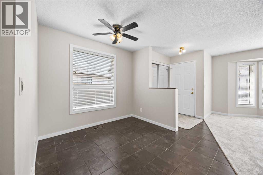 119 Bedfield Close Ne, Calgary, Alberta  T3K 3L6 - Photo 12 - A2303438