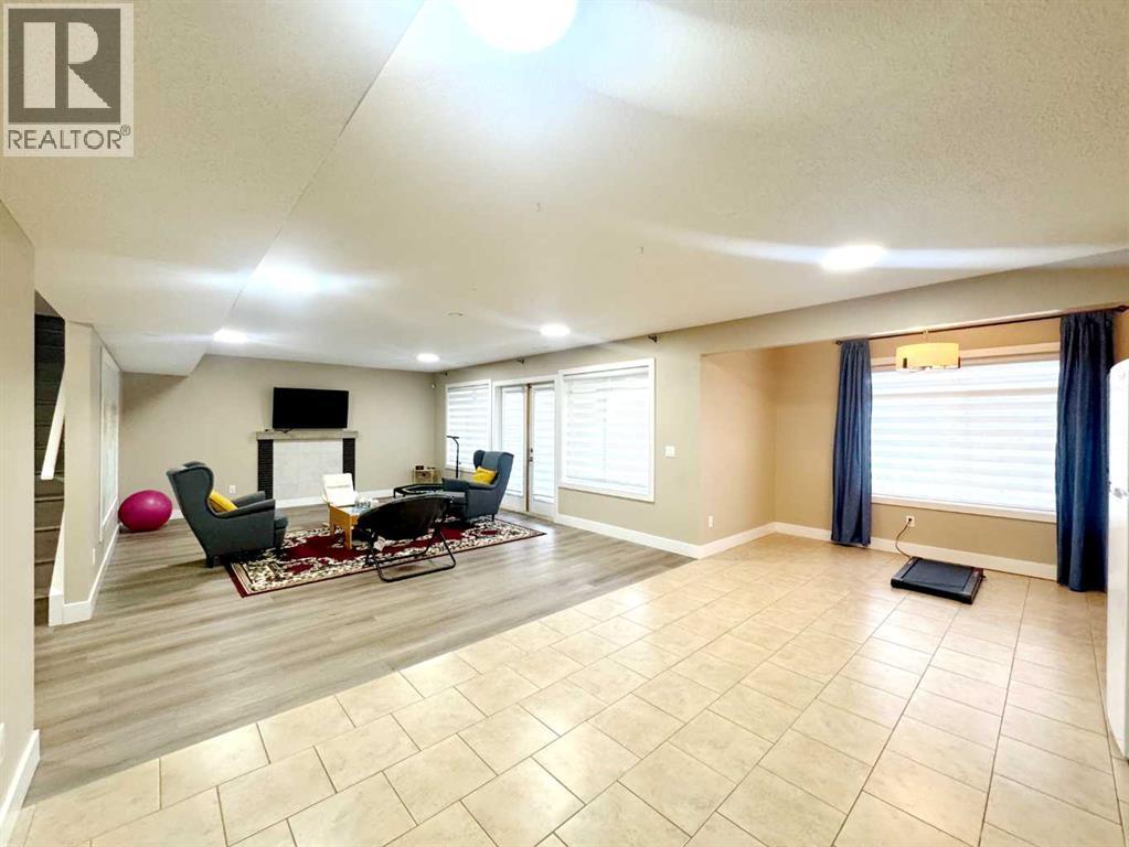 109 Kinniburgh Boulevard E, Chestermere, Alberta  T1X 0L9 - Photo 16 - A2304356