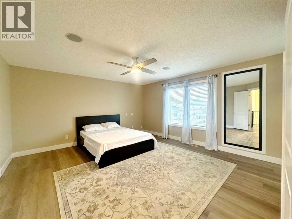 109 Kinniburgh Boulevard E, Chestermere, Alberta  T1X 0L9 - Photo 8 - A2304356