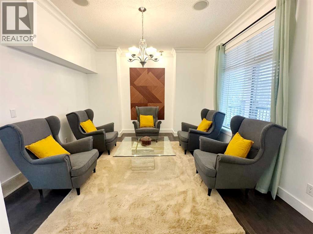 109 Kinniburgh Boulevard E, Chestermere, Alberta  T1X 0L9 - Photo 10 - A2304356