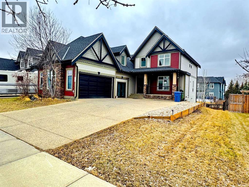 109 Kinniburgh Boulevard E, Chestermere, Alberta  T1X 0L9 - Photo 2 - A2304356