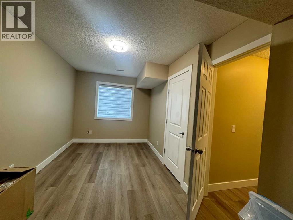 109 Kinniburgh Boulevard E, Chestermere, Alberta  T1X 0L9 - Photo 17 - A2304356