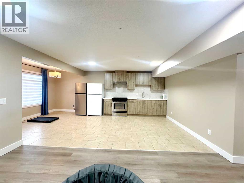 109 Kinniburgh Boulevard E, Chestermere, Alberta  T1X 0L9 - Photo 15 - A2304356