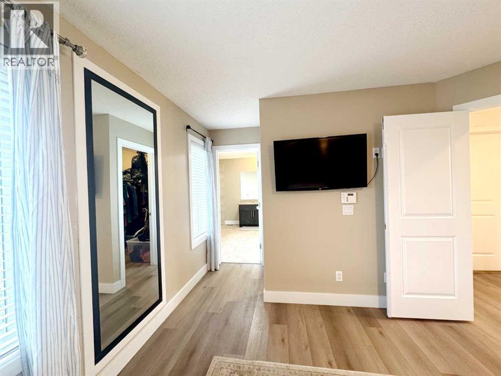 109 Kinniburgh Boulevard E, Chestermere, Alberta  T1X 0L9 - Photo 20 - A2304356