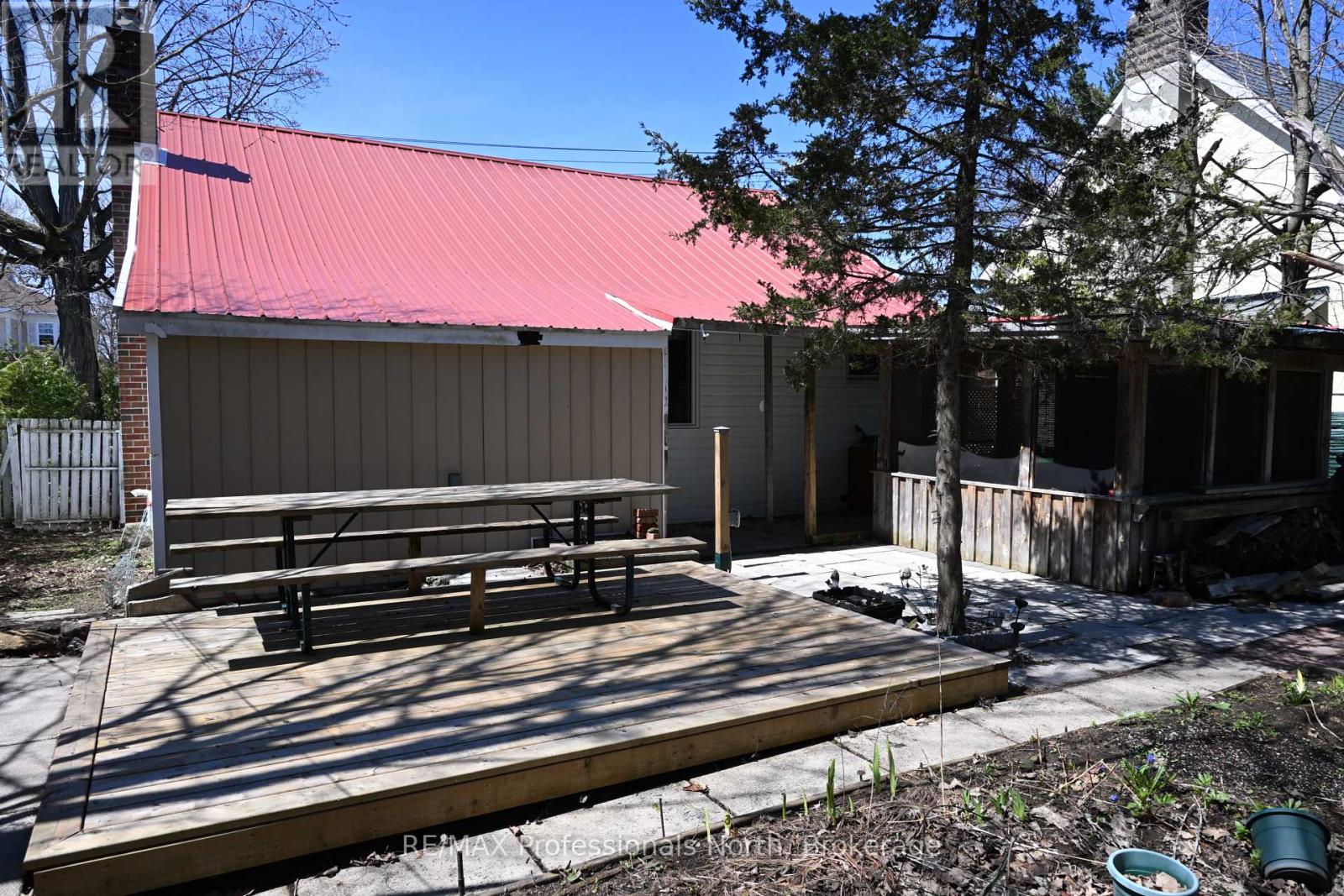 330 John Street S, Gravenhurst, Ontario  P1P 1J1 - Photo 27 - X12943600