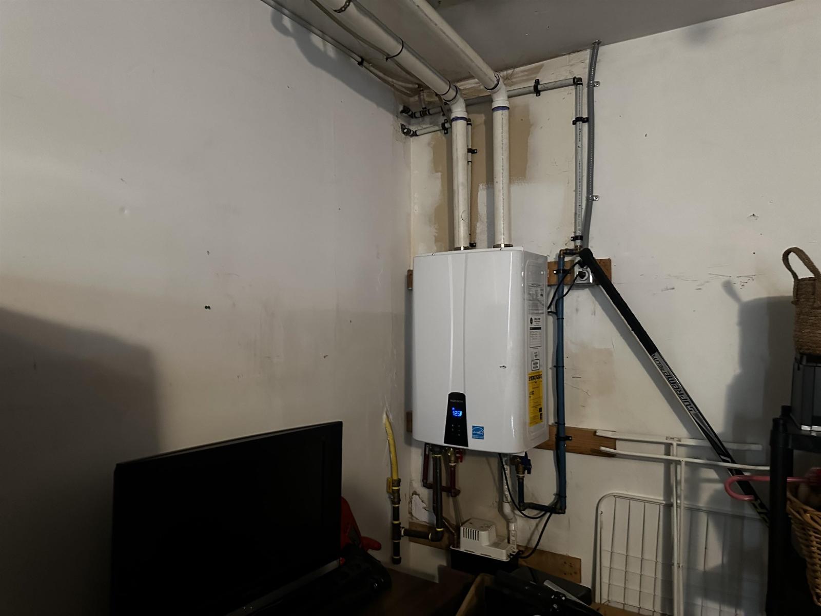 2020 156a Street, Surrey, British Columbia  V4A 6S3 - Photo 12 - R3105640