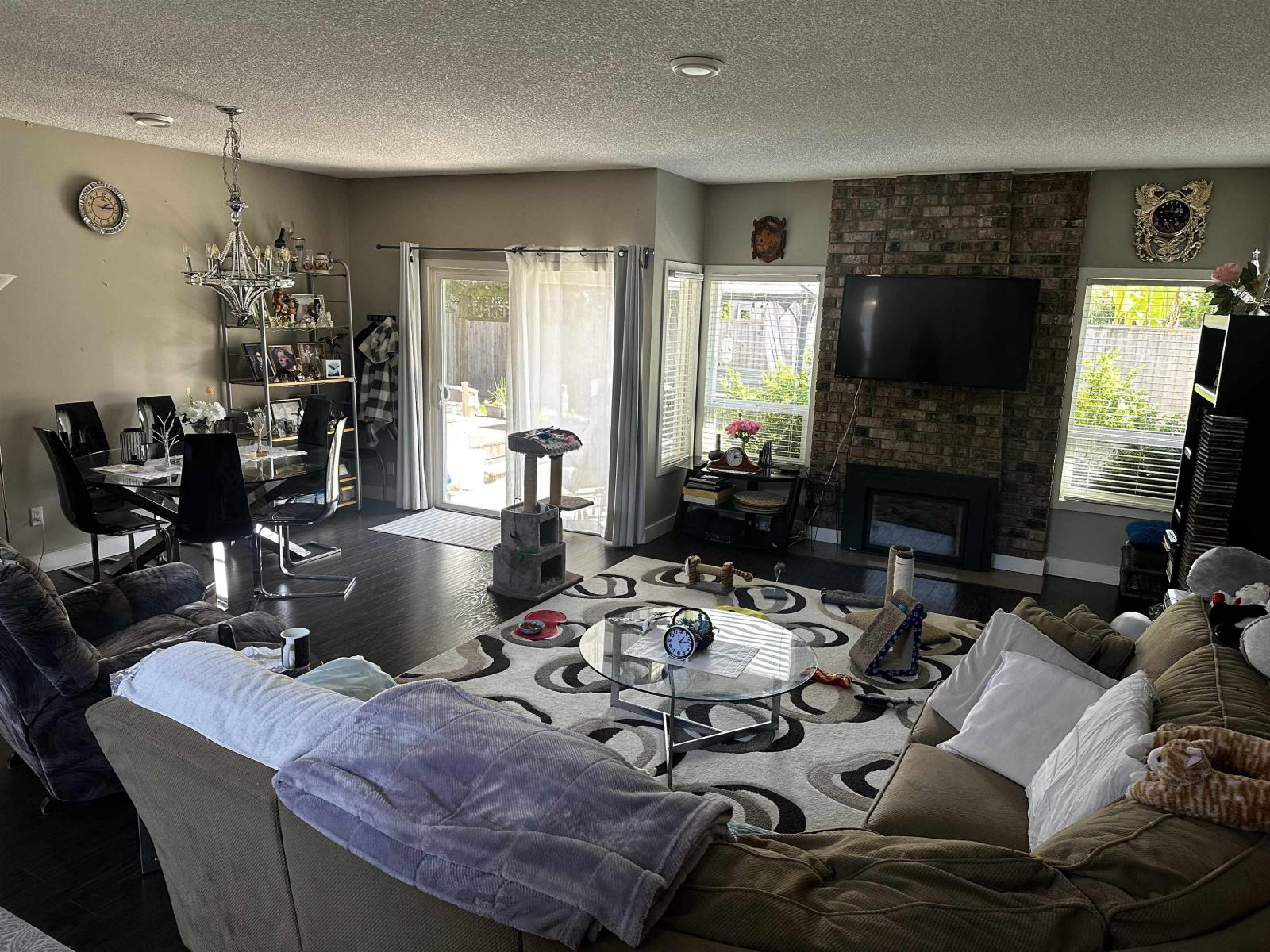 2020 156a Street, Surrey, British Columbia  V4A 6S3 - Photo 3 - R3105640